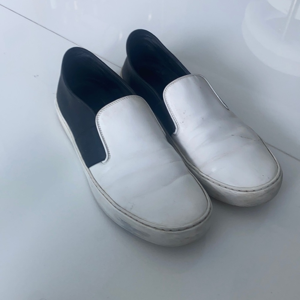 Chanel leather black/white slip on sneakers